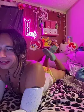 Snapshot of TranSexualJade95 chatting on 23, 5, 2026 TranSexualJade95 online show from 23, 5, 2026