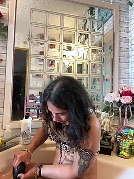 Snapshot of TranSexualJade95 chatting on 23, 5, 2026 TranSexualJade95 online show from 23, 5, 2026