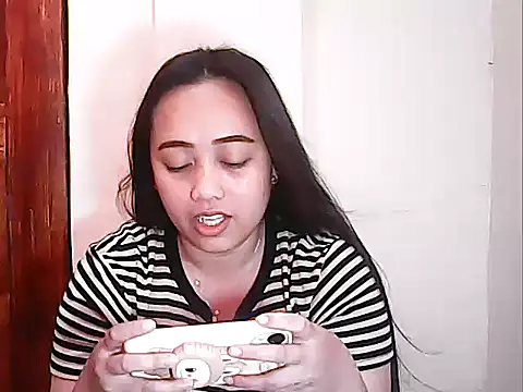 Snapshot of Pinay_Chubby20 chatting on 28, 4, 2026 Pinay Chubby20 online show from 28, 4, 2026