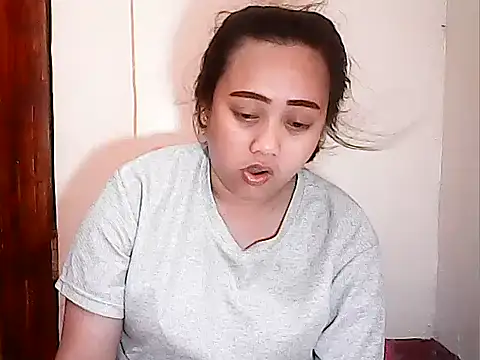 Snapshot of Pinay_Chubby20 chatting on 15, 5, 2026 Pinay Chubby20 online show from 15, 5, 2026