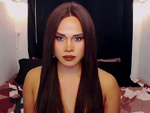 YllanaAltheaXxX online show from 18, 1, 2026