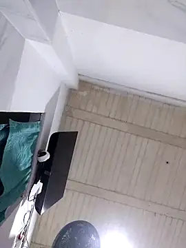 yatzuriperrita online show from 3, 4, 2026