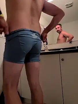 Snapshot of cloudymatt chatting on 26, 9, 2025 cloudymatt online show from 26, 9, 2025