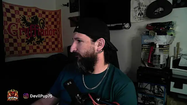 Snapshot of DevilPup75_ chatting on 8, 4, 2026 DevilPup75 online show from 8, 4, 2026