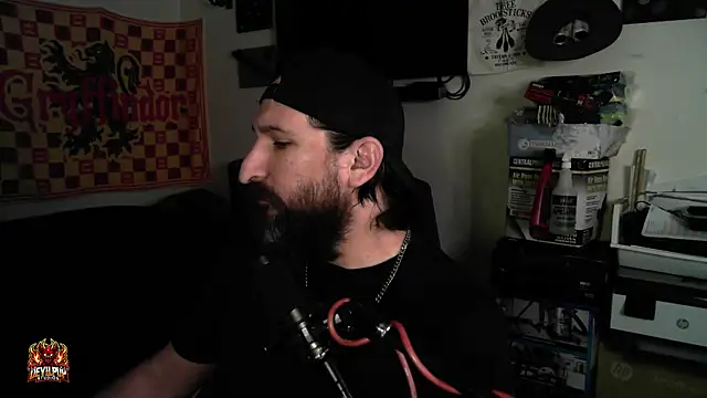 Snapshot of DevilPup75_ chatting on 9, 4, 2026 DevilPup75 online show from 9, 4, 2026