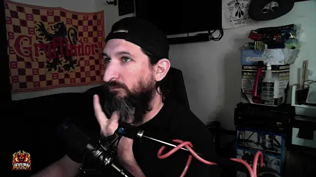 Snapshot of DevilPup75_ chatting on 13, 4, 2026 DevilPup75 online show from 13, 4, 2026