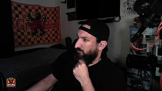 Snapshot of DevilPup75_ chatting on 14, 4, 2026 DevilPup75 online show from 14, 4, 2026