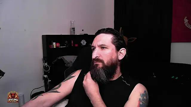 Snapshot of DevilPup75_ chatting on 20, 4, 2026 DevilPup75 online show from 20, 4, 2026