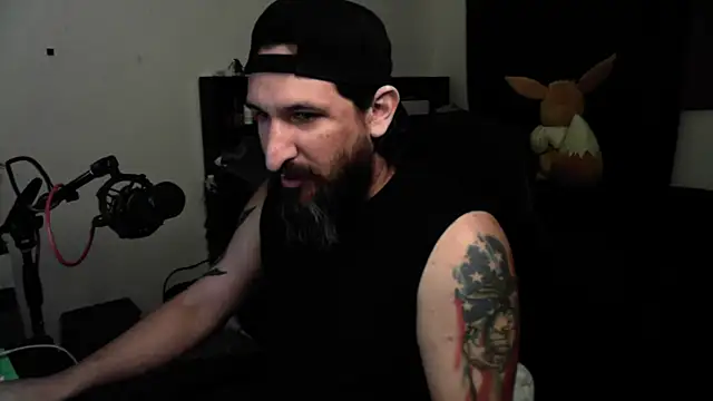 Snapshot of DevilPup75_ chatting on 25, 4, 2026 DevilPup75 online show from 25, 4, 2026