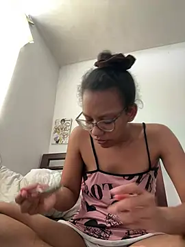 Valen1800 online show from 6, 4, 2026