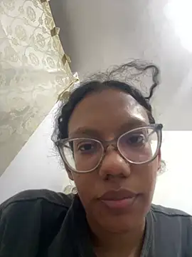 Snapshot of Valen1800 chatting on 25, 6, 2026 Valen1800 online show from 25, 6, 2026