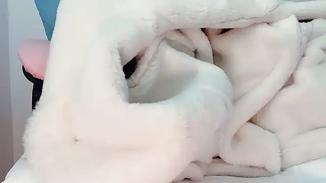 Snapshot of Eloise131499 chatting on 7, 1, 2026 Eloise131499 online show from 7, 1, 2026