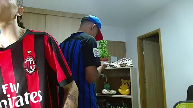 Snapshot of skinny23cm chatting on 12, 11, 2025 skinny23cm online show from 12, 11, 2025