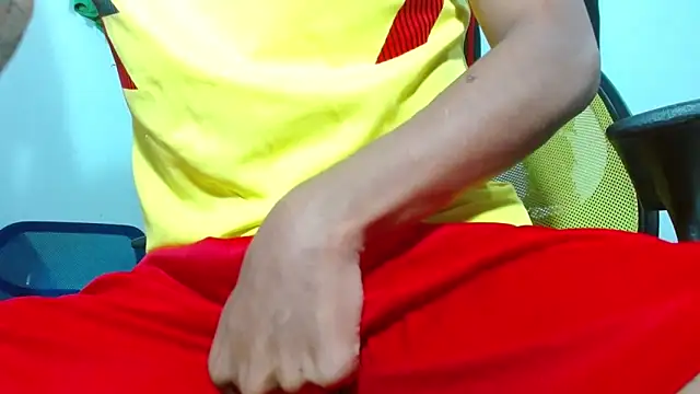 skinny23cm online show from 23, 2, 2026