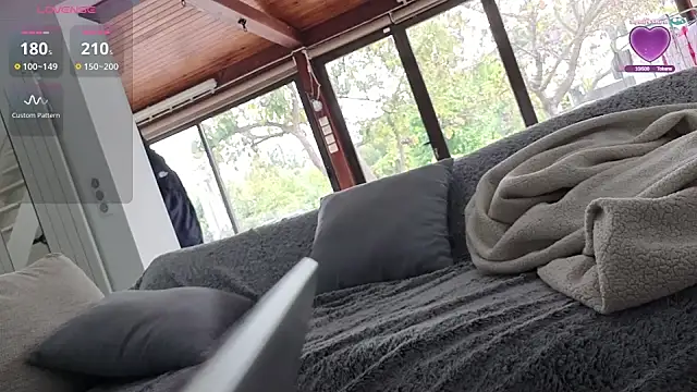 Snapshot of bellemasquer chatting on 17, 9, 2025 bellemasquer online show from 17, 9, 2025