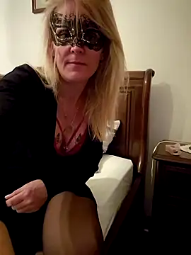 Snapshot of bellemasquer chatting on 7, 5, 2026 bellemasquer online show from 7, 5, 2026