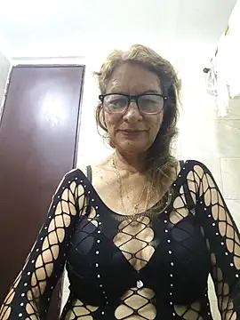 MaryeLunna online show from 11, 1, 2026