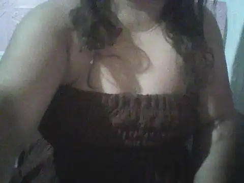 Snapshot of Azrielxx05 chatting on 9, 4, 2026 Azrielxx05 online show from 9, 4, 2026