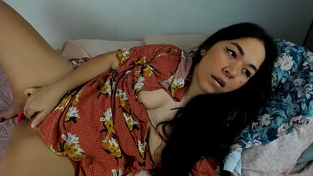 Snapshot of Brianna_Angelina chatting on 18, 11, 2025 Brianna Angelina online show from 18, 11, 2025