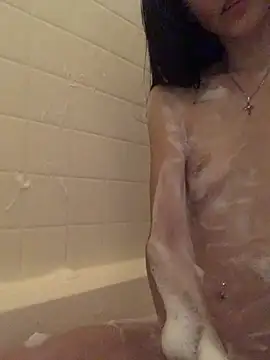 lovinlush online show from 25, 4, 2026