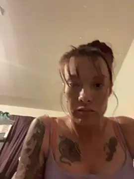 Snapshot of bratlipss chatting on 16, 3, 2026 bratlipss online show from 16, 3, 2026