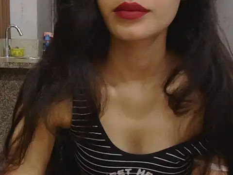 Snapshot of Tanvi_Angel chatting on 21, 5, 2026 Tanvi Angel online show from 21, 5, 2026