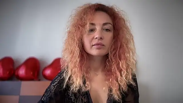 Snapshot of Reddgiirl chatting on 13, 3, 2026 Reddgiirl online show from 13, 3, 2026