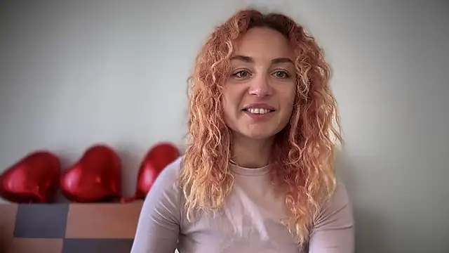 Snapshot of Reddgiirl chatting on 17, 3, 2026 Reddgiirl online show from 17, 3, 2026