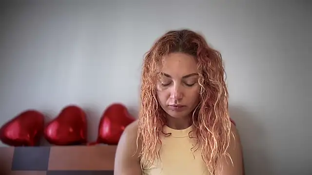 Snapshot of Reddgiirl chatting on 23, 3, 2026 Reddgiirl online show from 23, 3, 2026