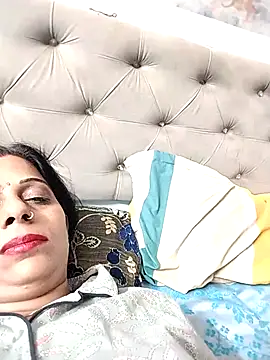 Snapshot of Soniya_Roy chatting on 21, 10, 2025 Soniya Roy online show from 21, 10, 2025