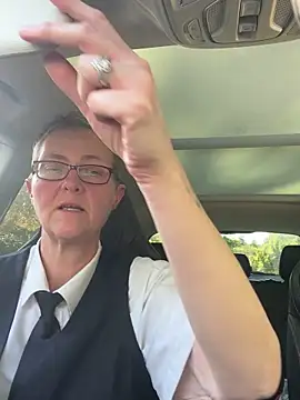 Curvy-Jinx online show from 30, 9, 2025