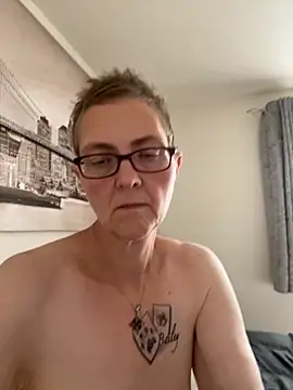 Curvy-Jinx online show from 2, 10, 2025