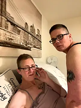 Curvy-Jinx online show from 16, 10, 2025