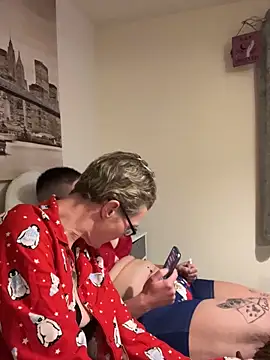 Curvy-Jinx online show from 13, 12, 2025