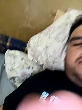 Snapshot of alber907 chatting on 11, 10, 2025 alber907 online show from 11, 10, 2025