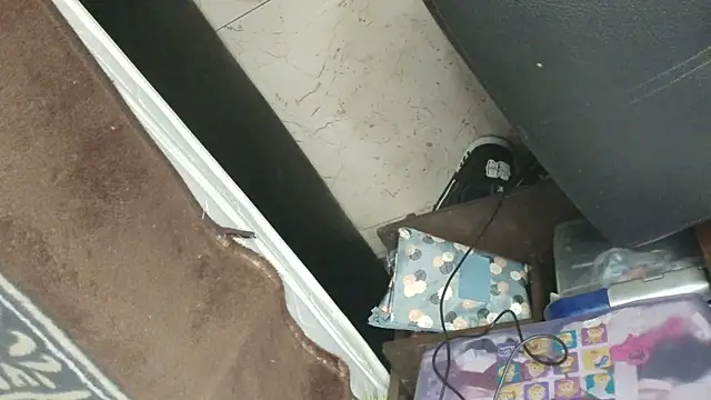 luisahot 9727 online show from 9, 4, 2026