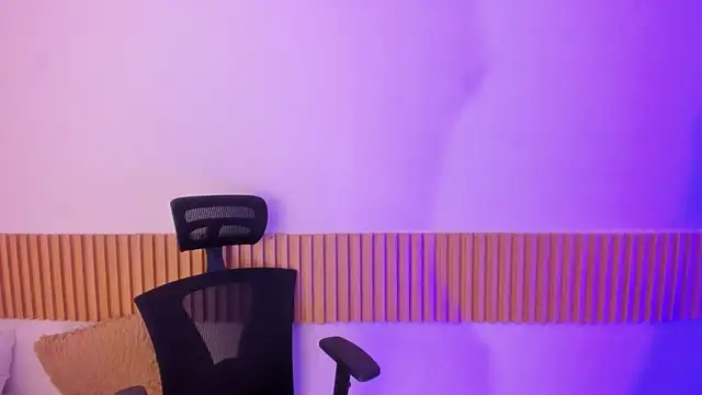 OliviaSweett online show from 7, 10, 2025