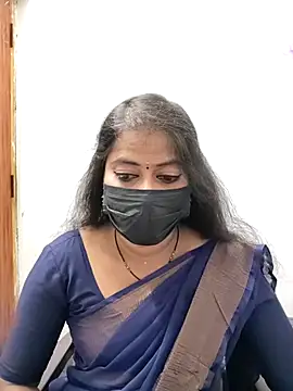 Snapshot of tamil_Sigappu_Roja chatting on 8, 5, 2026 tamil Sigappu Roja online show from 8, 5, 2026