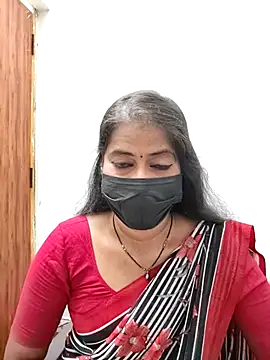 Snapshot of tamil_Sigappu_Roja chatting on 6, 6, 2026 tamil Sigappu Roja online show from 6, 6, 2026