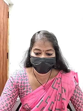 Snapshot of tamil_Sigappu_Roja chatting on 10, 6, 2026 tamil Sigappu Roja online show from 10, 6, 2026