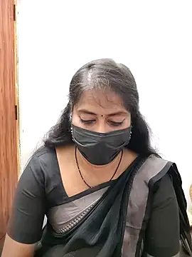 Snapshot of tamil_Sigappu_Roja chatting on 7, 7, 2026 tamil Sigappu Roja online show from 7, 7, 2026