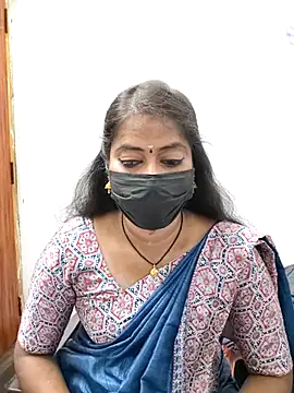 Snapshot of tamil_Sigappu_Roja chatting on 28, 7, 2026 tamil Sigappu Roja online show from 28, 7, 2026