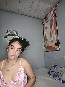 Snapshot of Bigtiti01 chatting on 21, 4, 2026 Bigtiti01 online show from 21, 4, 2026