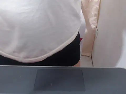 Snapshot of PrettyClaudia chatting on 9, 5, 2026 PrettyClaudia online show from 9, 5, 2026