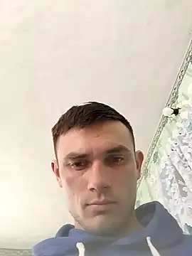 akt33 online show from 30, 4, 2026