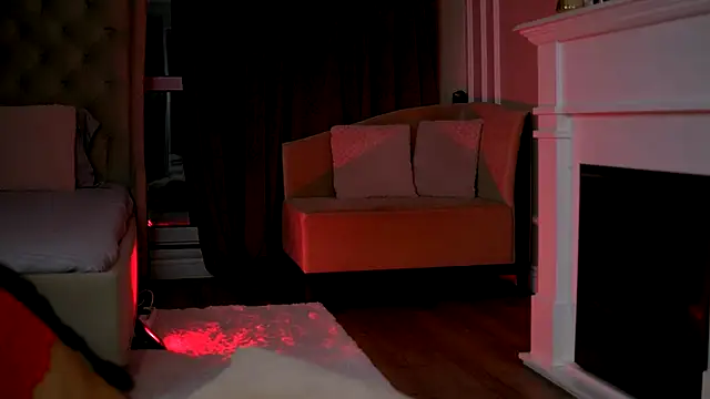 EmaHallee online show from 9, 1, 2026