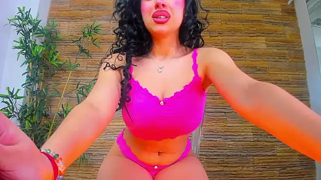 Cupcake Izzy online show from 9, 3, 2026