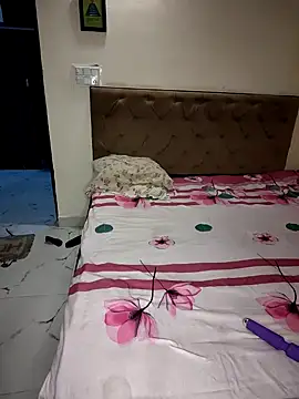 Snapshot of missneha61 chatting on 30, 9, 2025 missneha61 online show from 30, 9, 2025