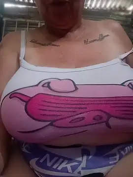 Snapshot of SinisterBabe chatting on 3, 6, 2026 SinisterBabe online show from 3, 6, 2026