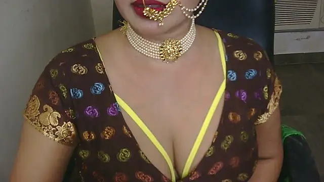 Snapshot of QUEEN_SAKHI- chatting on 23, 9, 2025 QUEEN SAKHI- online show from 23, 9, 2025